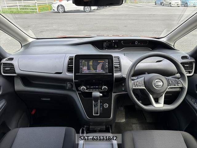 Nissan SERENA 2022-06 7963710-1