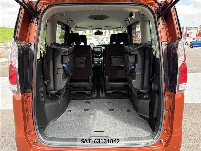 Nissan SERENA 2022-06 7963710-21