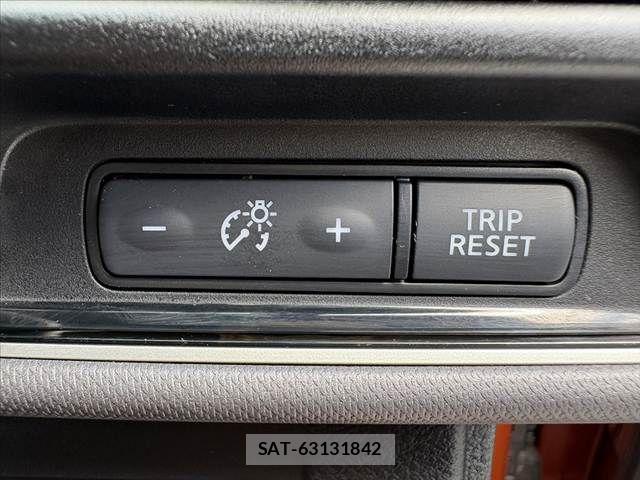 Nissan SERENA 2022-06 7963710-23
