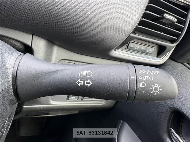 Nissan SERENA 2022-06 7963710-27