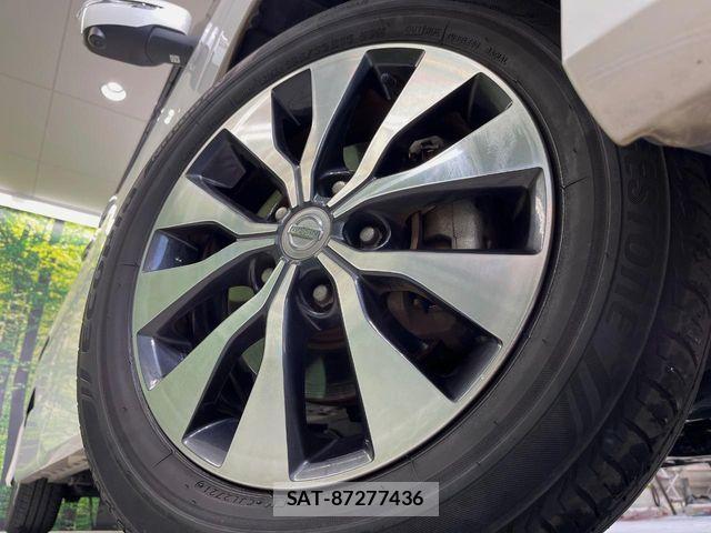Nissan SERENA 2017-09 7963720-13