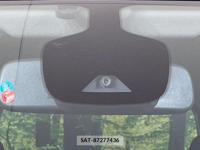 Nissan SERENA 2017-09 7963720-4