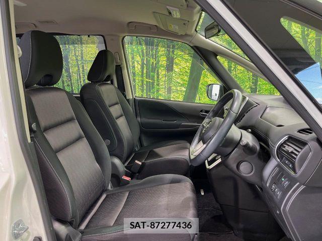 Nissan SERENA 2017-09 7963720-7