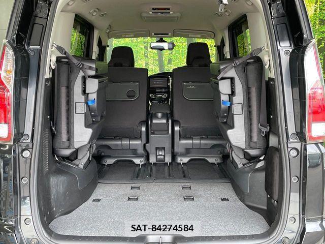Nissan SERENA 2016-09 7980973-11