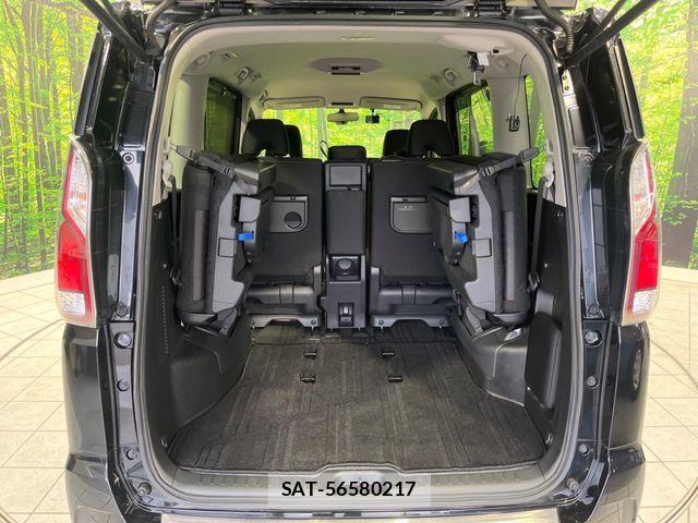 Nissan SERENA 2017-03 7980969-10