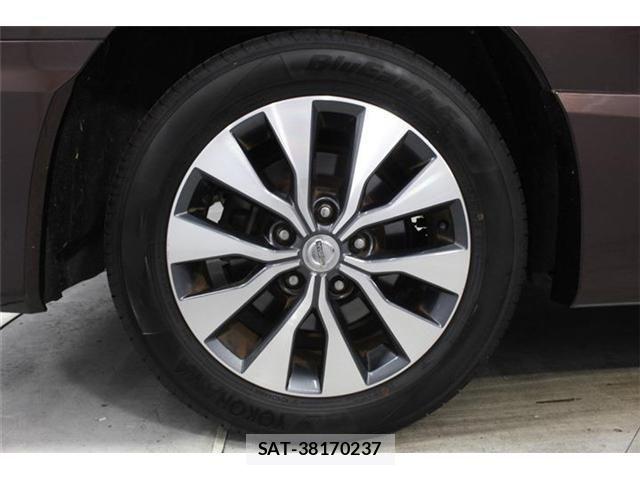Nissan SERENA 2016-10 7980972-25