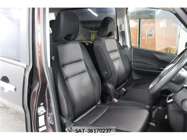 Nissan SERENA 2016-10 7980972-26