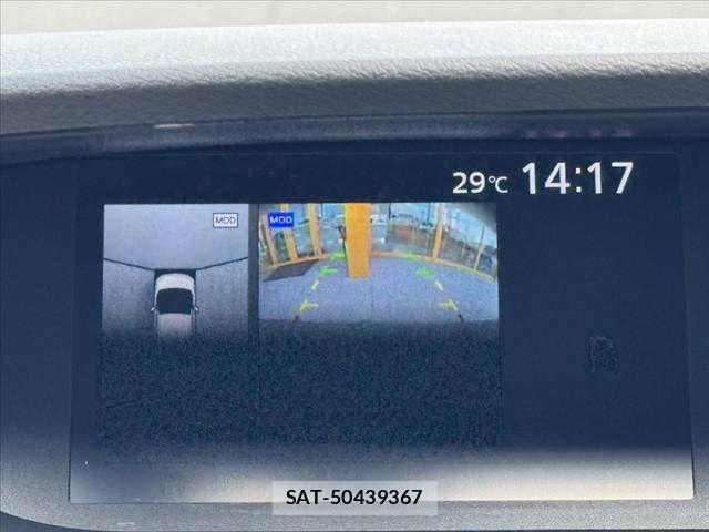 Nissan SERENA 2017-08 7980976-22