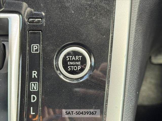 Nissan SERENA 2017-08 7980976-24