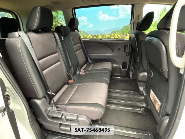 Nissan SERENA 2018-05 7980962-7