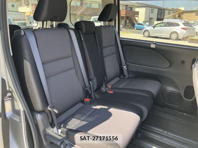 Nissan SERENA 2020-08 7980970-7