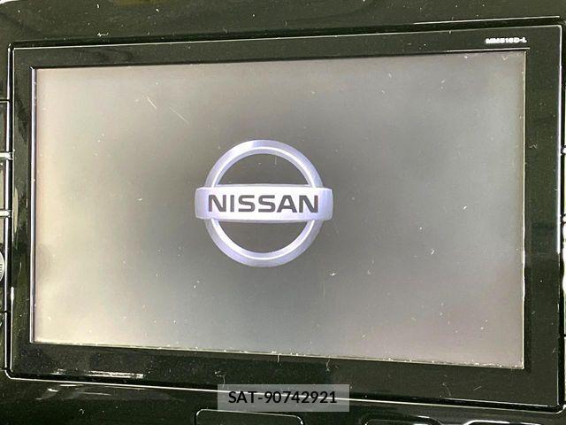 Nissan SERENA 2017-02 7980971-2