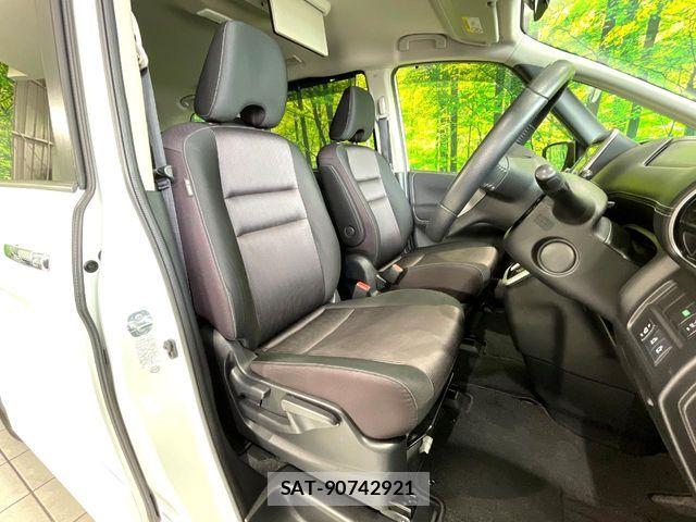 Nissan SERENA 2017-02 7980971-7