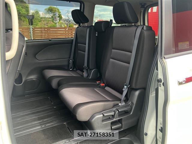 Nissan SERENA 2022-03 7980963-24