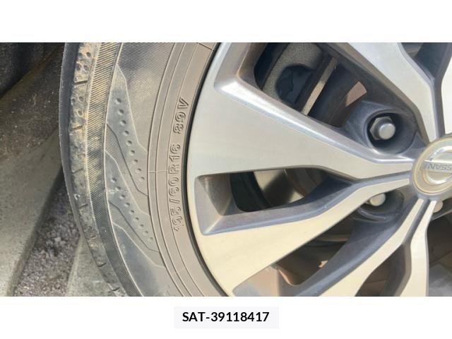 Nissan SERENA 2017-01 7980978-4