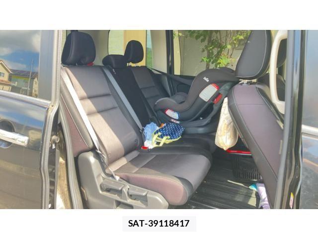 Nissan SERENA 2017-01 7980978-7