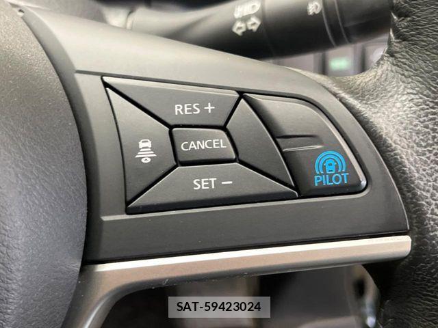 Nissan SERENA 2018-02 8038162-6
