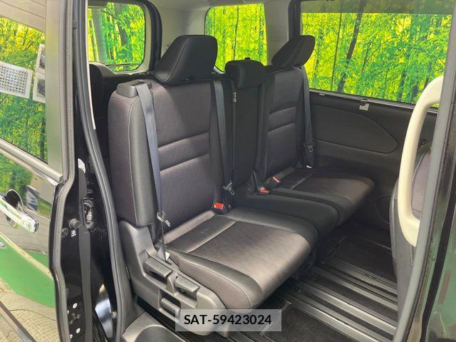 Nissan SERENA 2018-02 8038162-8