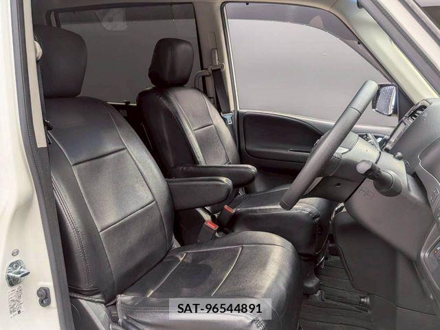 Nissan SERENA 2015-10 8038164-18