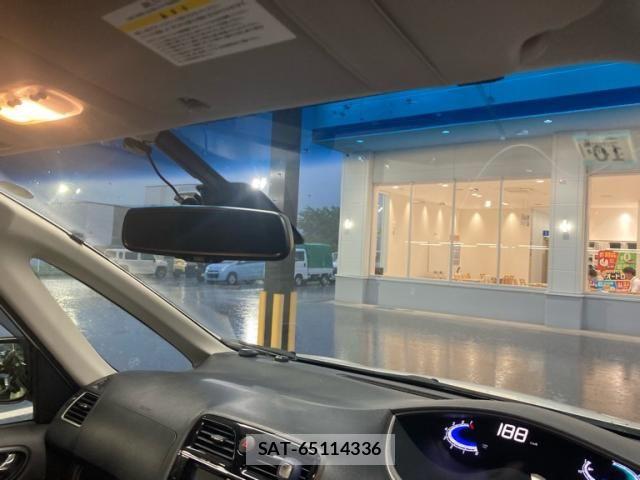 Nissan SERENA 2015-11 8038177-11