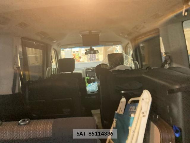 Nissan SERENA 2015-11 8038177-22