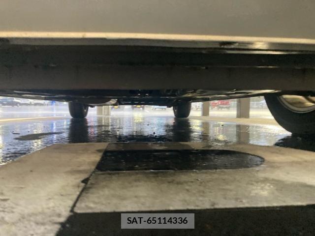 Nissan SERENA 2015-11 8038177-4
