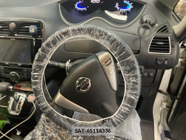 Nissan SERENA 2015-11 8038177-8