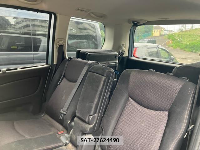 Nissan SERENA 2012-08 8038178-10