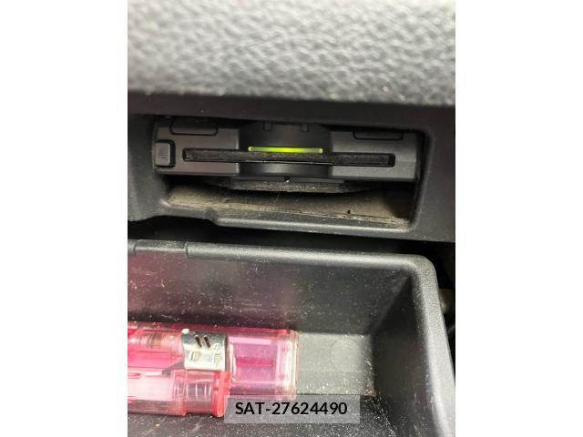 Nissan SERENA 2012-08 8038178-13