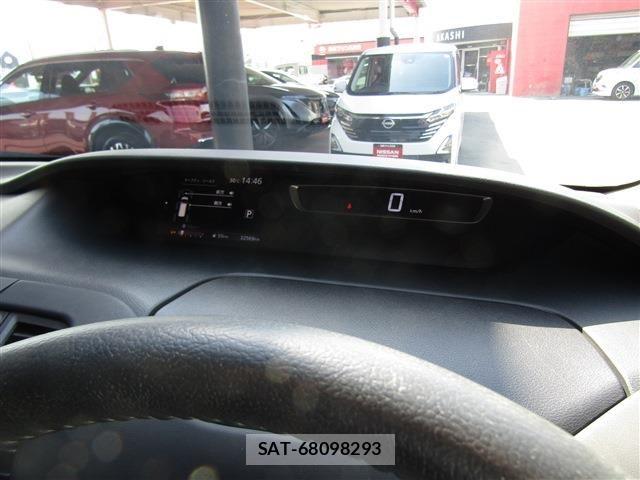 Nissan SERENA 2017-06 8038147-19
