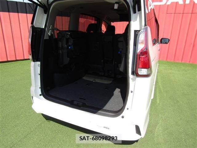 Nissan SERENA 2017-06 8038147-7