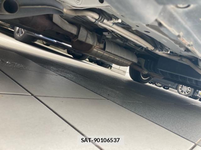 Nissan SERENA 2015-09 8038191-15