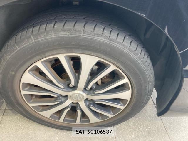 Nissan SERENA 2015-09 8038191-5