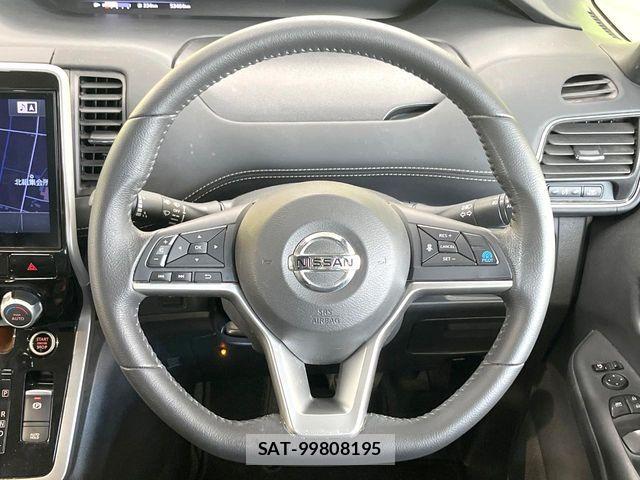 Nissan SERENA 2018-03 8038161-11