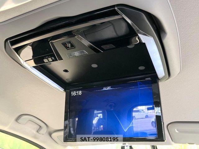 Nissan SERENA 2018-03 8038161-3