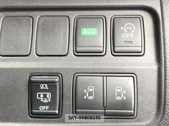Nissan SERENA 2018-03 8038161-6