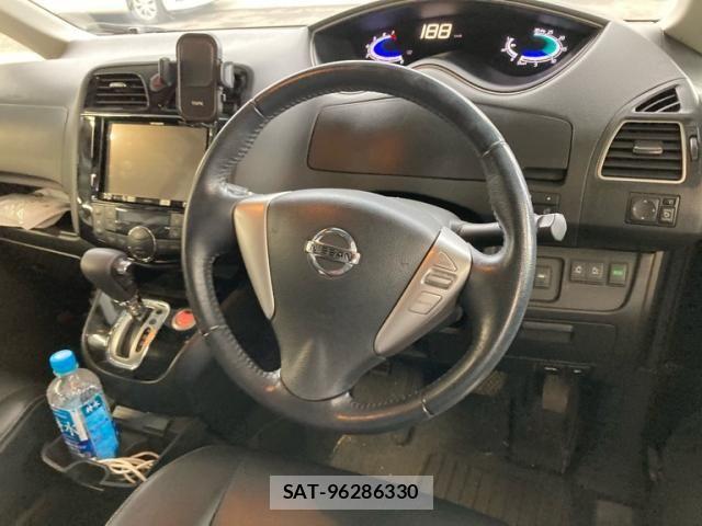 Nissan SERENA 2015-07 8038180-18