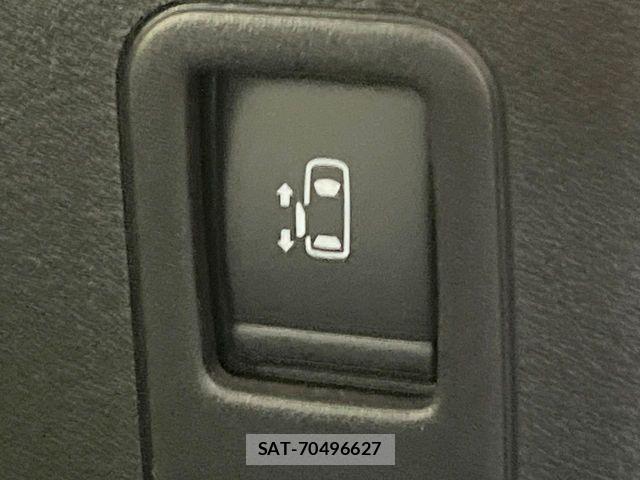 Nissan SERENA 2016-10 8038163-5