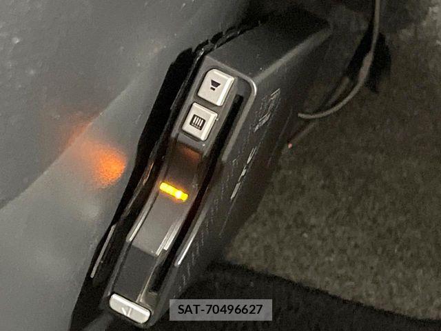Nissan SERENA 2016-10 8038163-6