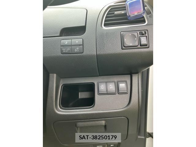 Nissan SERENA 2012-09 8038201-17
