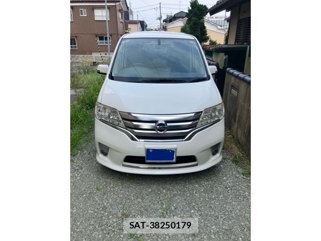 Nissan SERENA 2012-09 8038201-1