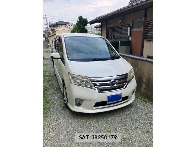 Nissan SERENA 2012-09 8038201-3