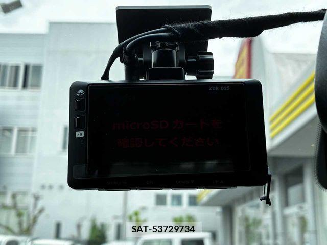 Nissan SERENA 2015-06 8038172-15