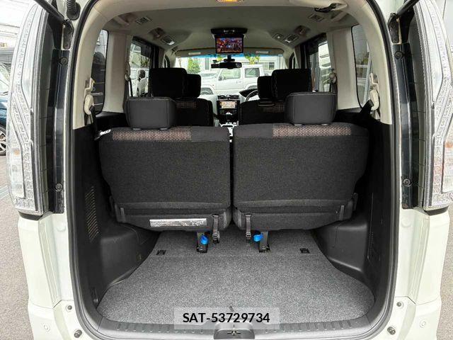 Nissan SERENA 2015-06 8038172-19