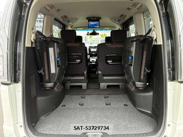 Nissan SERENA 2015-06 8038172-20