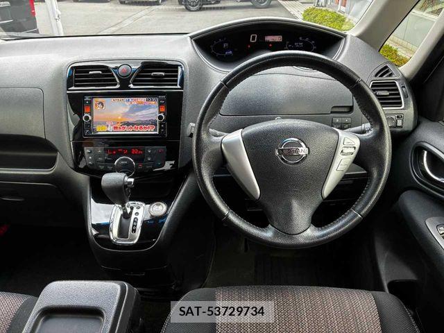 Nissan SERENA 2015-06 8038172-3