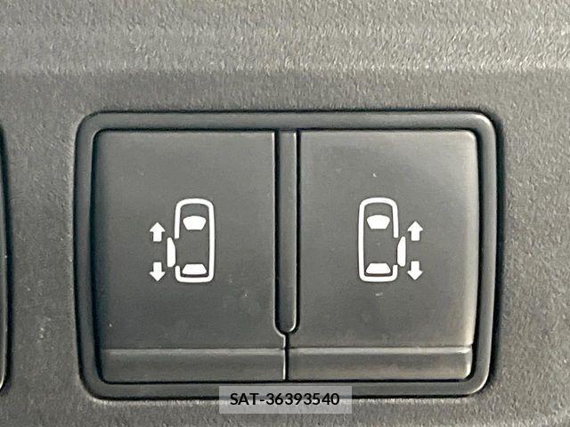 Nissan SERENA 2019-02 8038168-6