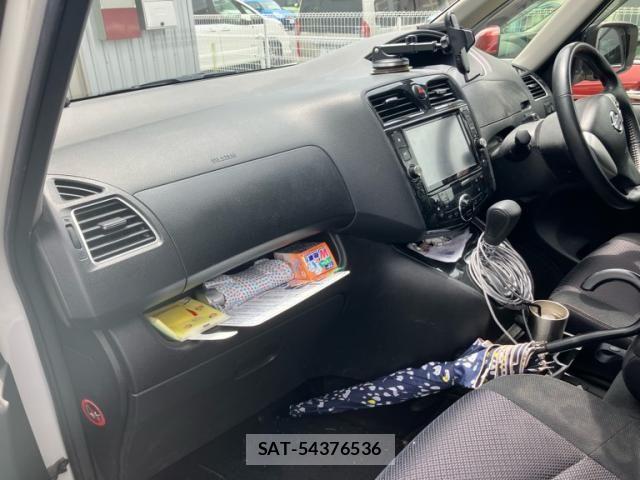 Nissan SERENA 2013-09 8038183-9