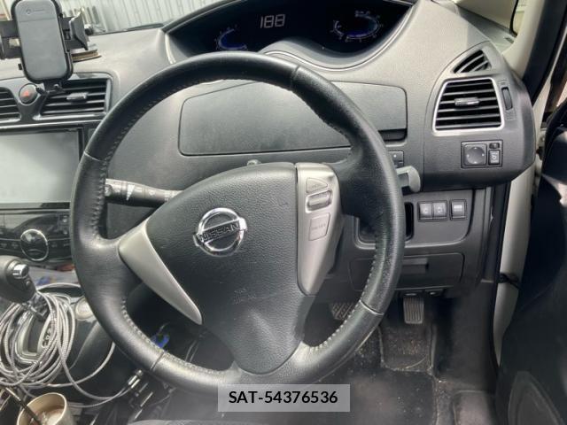 Nissan SERENA 2013-09 8038183-12