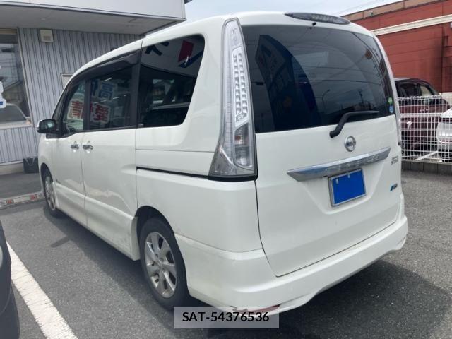 Nissan SERENA 2013-09 8038183-2